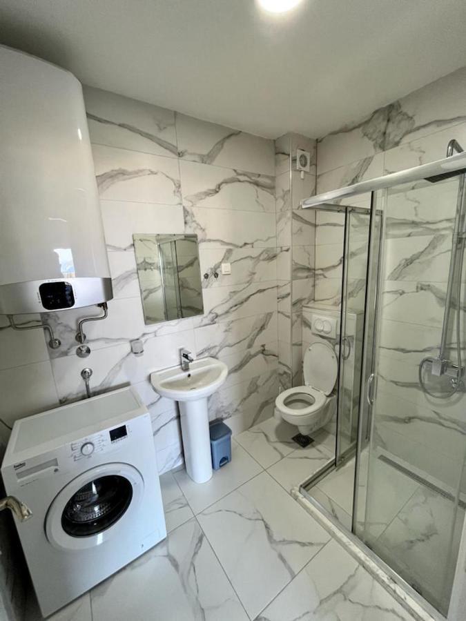 Apartments Gc 3 Rafajlovići Buitenkant foto